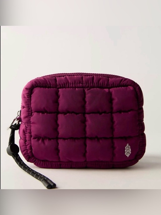 FP Movement by Free People Handbags - NWT- FP Movement Quilted Mini Case